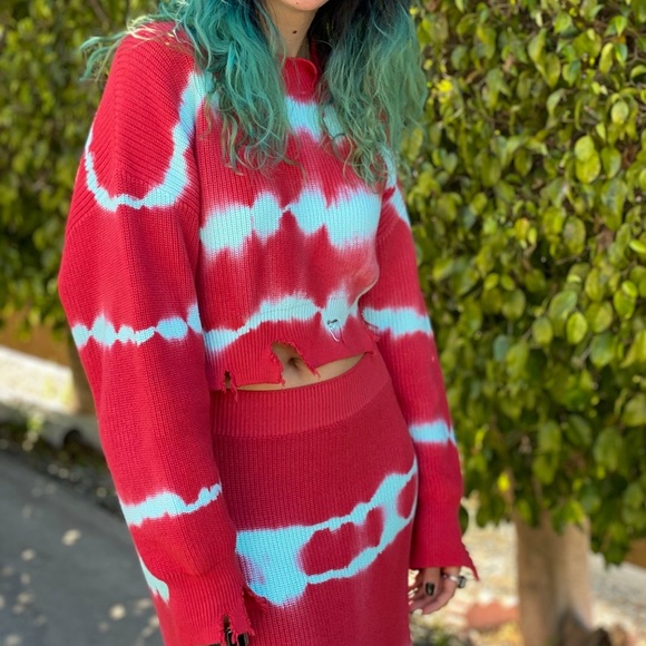 MATCHING SET ๐ Rare MSGM RTW Spring 2018 - Milan, Italy ๐ SWEATER + SKIRT - Picture 10 of 10